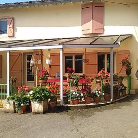 Gite A La Ferme Montesquieu-Avantes Exterior foto