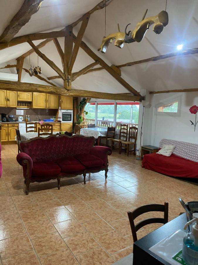 Gite A La Ferme Montesquieu-Avantes Exterior foto